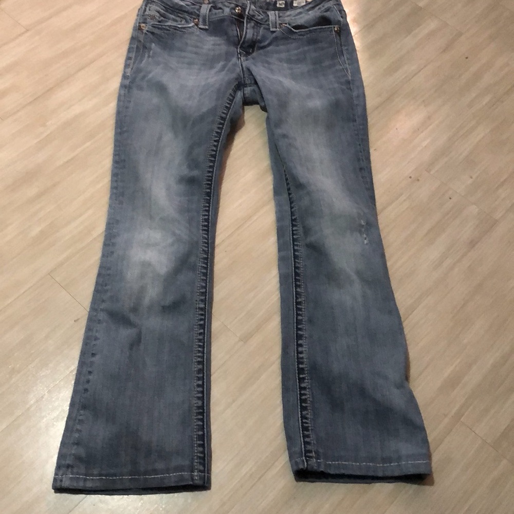 🔹Miss Me faded jeans